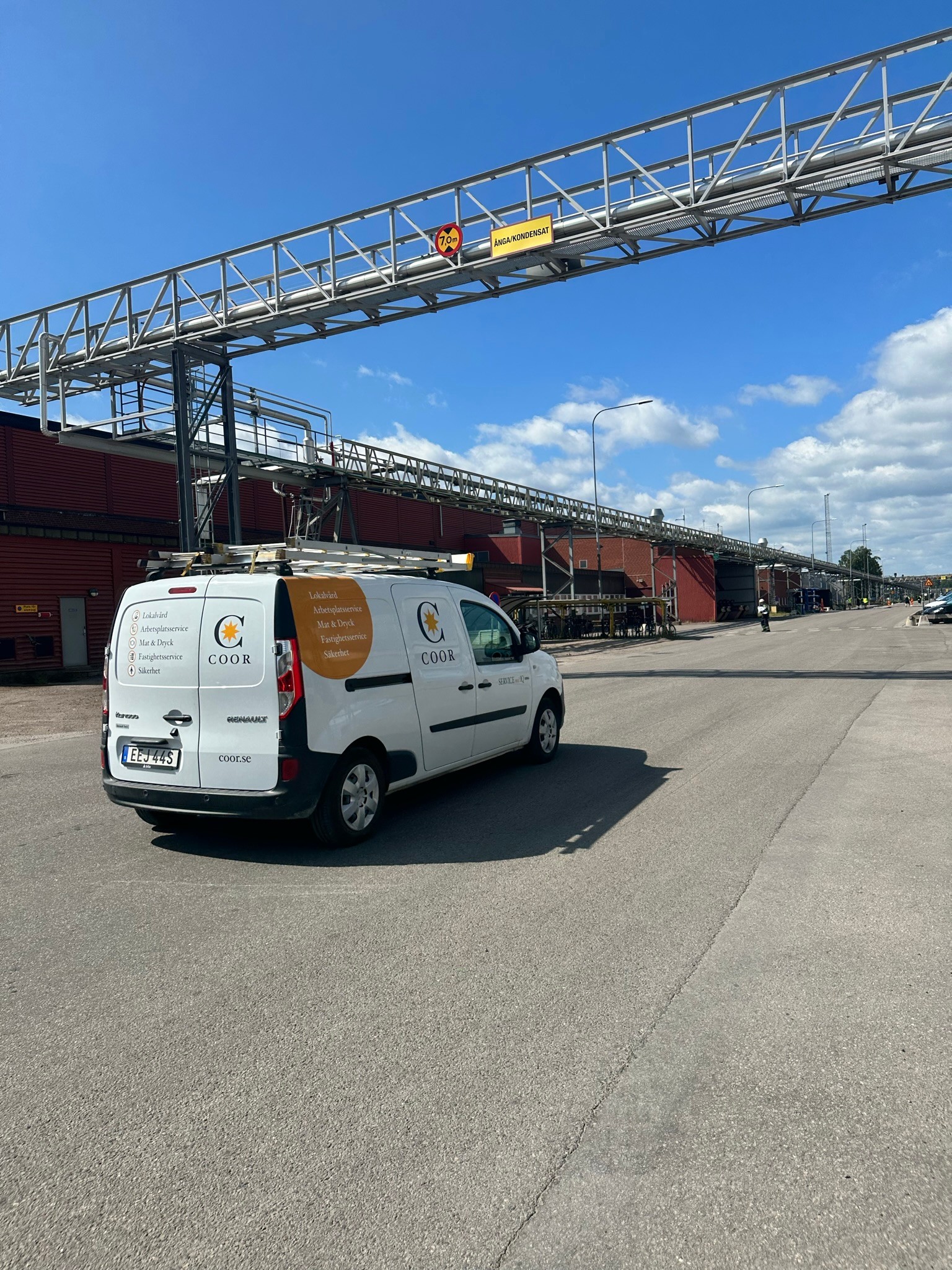 Beställa tjänst eller service